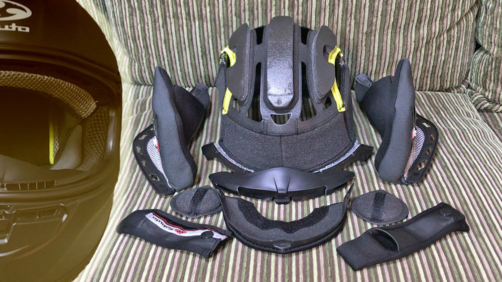 フルフェイスヘルメット「エアロブレード5」のパッド類