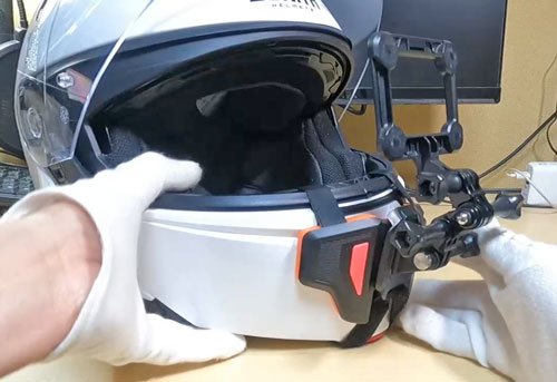 システムヘルメット「YJ-21 ZENITH」にGoProのマウントを装着