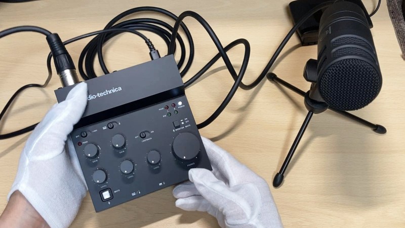 接続したAT2040とAT-UMX3