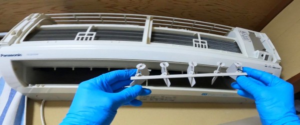 エアコンの羽根