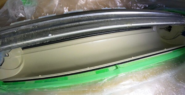 洗浄したエアコンの中