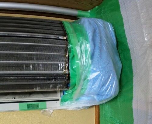 エアコンの基板を養生した